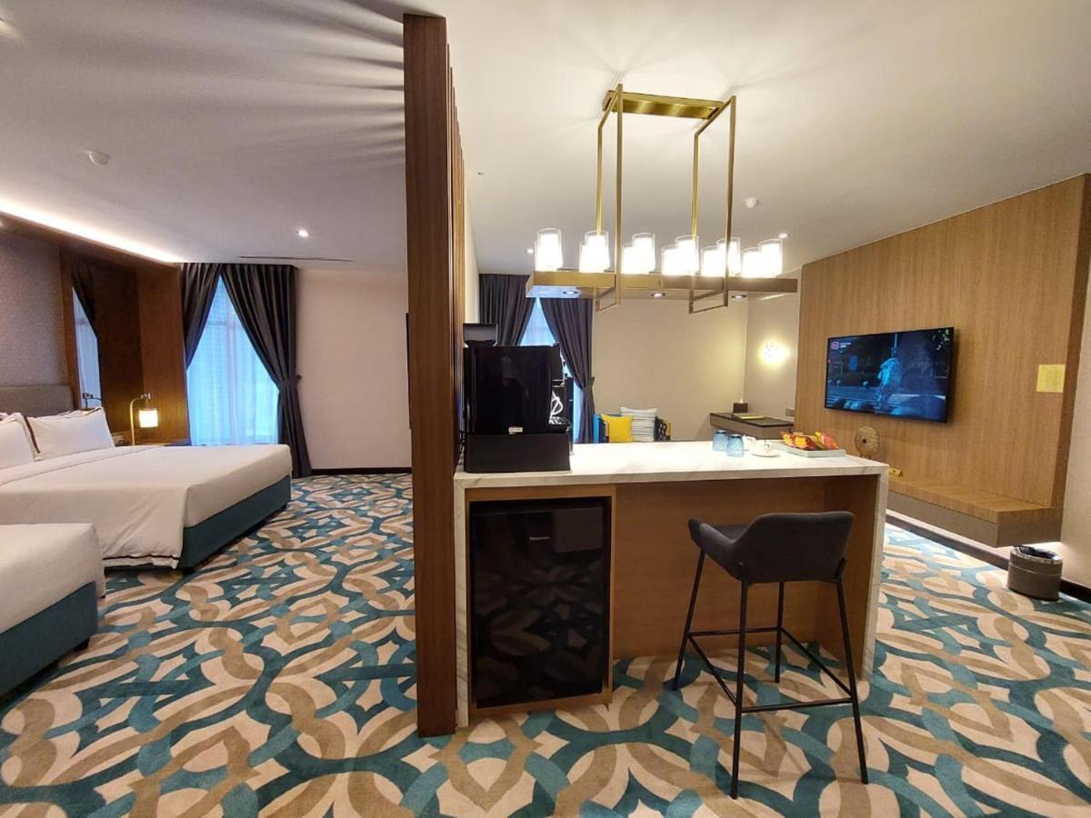 Christee Suites Hotel Malacca Kültér fotó